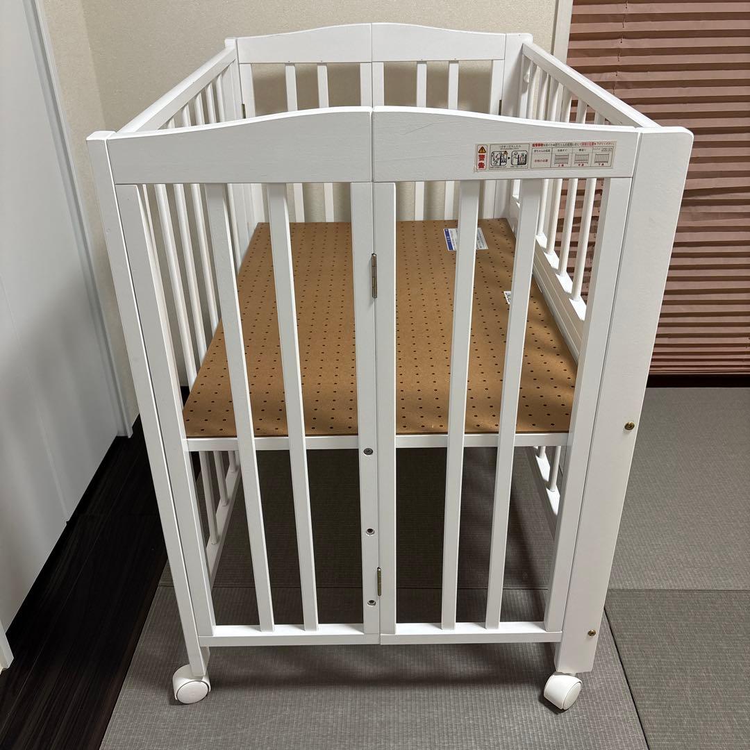 送料込み！KATOJI ベビーミニベッド ホワイト　折りたたみ　 たのメル便