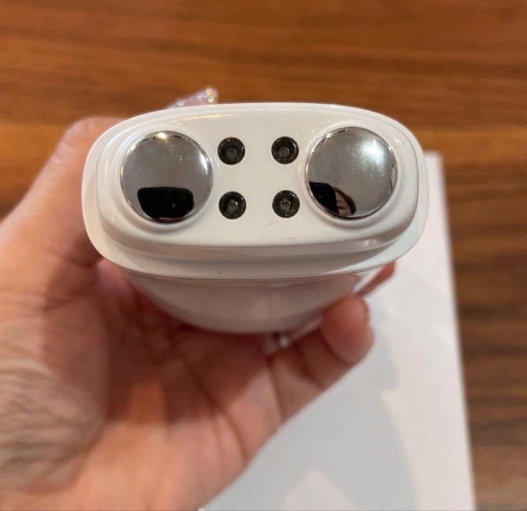 The Beautools 美顔器 LEDライト機能付き