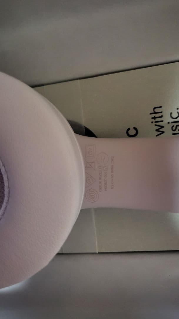 Beats　Solo4　ヘッドフォン　クラウドピンク