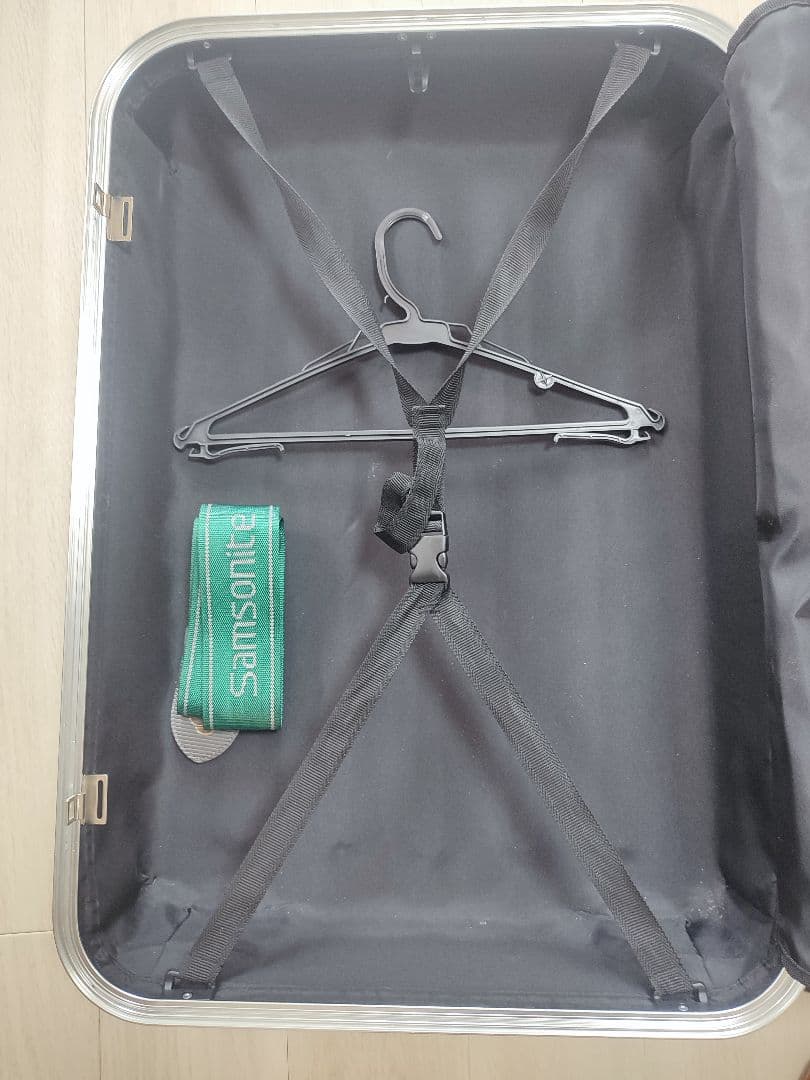 【54cm ×75cm】ACTUS 大型で頑丈なキャリーケース