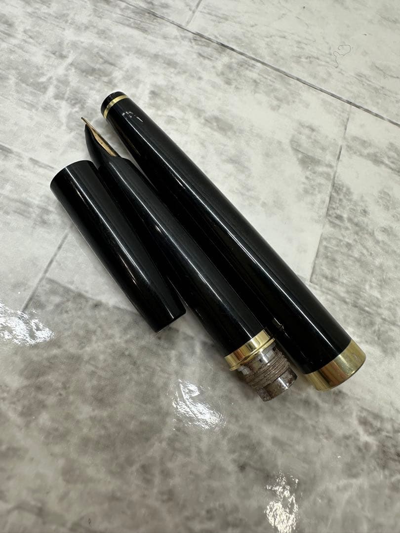 Pilot Elite 万年筆 ペン先18K