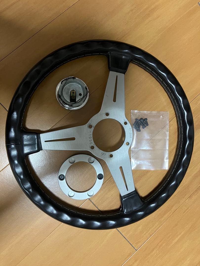 ナルディ　クラシック36 正規品　FET