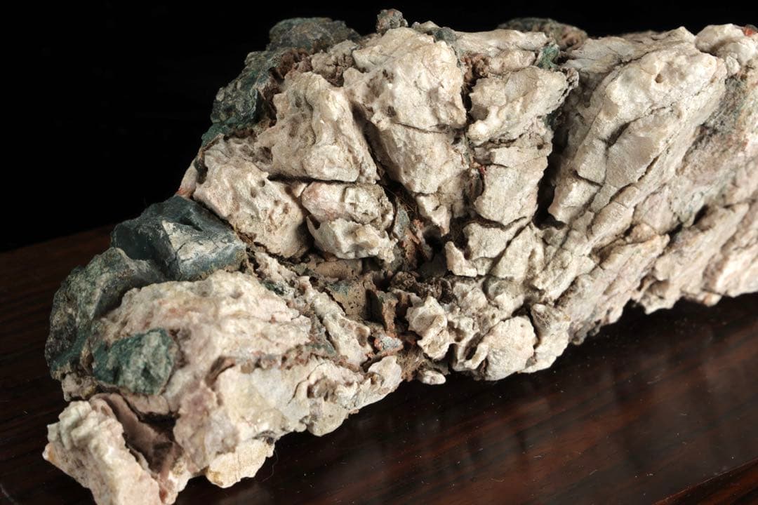 菊花石　断層石 風化景石 台座付 721g 天然石 鑑賞石 原石 自然石 景石