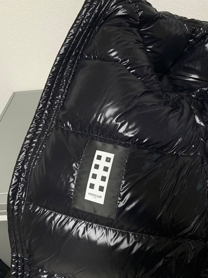 【極美品】即完売品✨MONCLER GENIUSライン✨ダウンジャケット