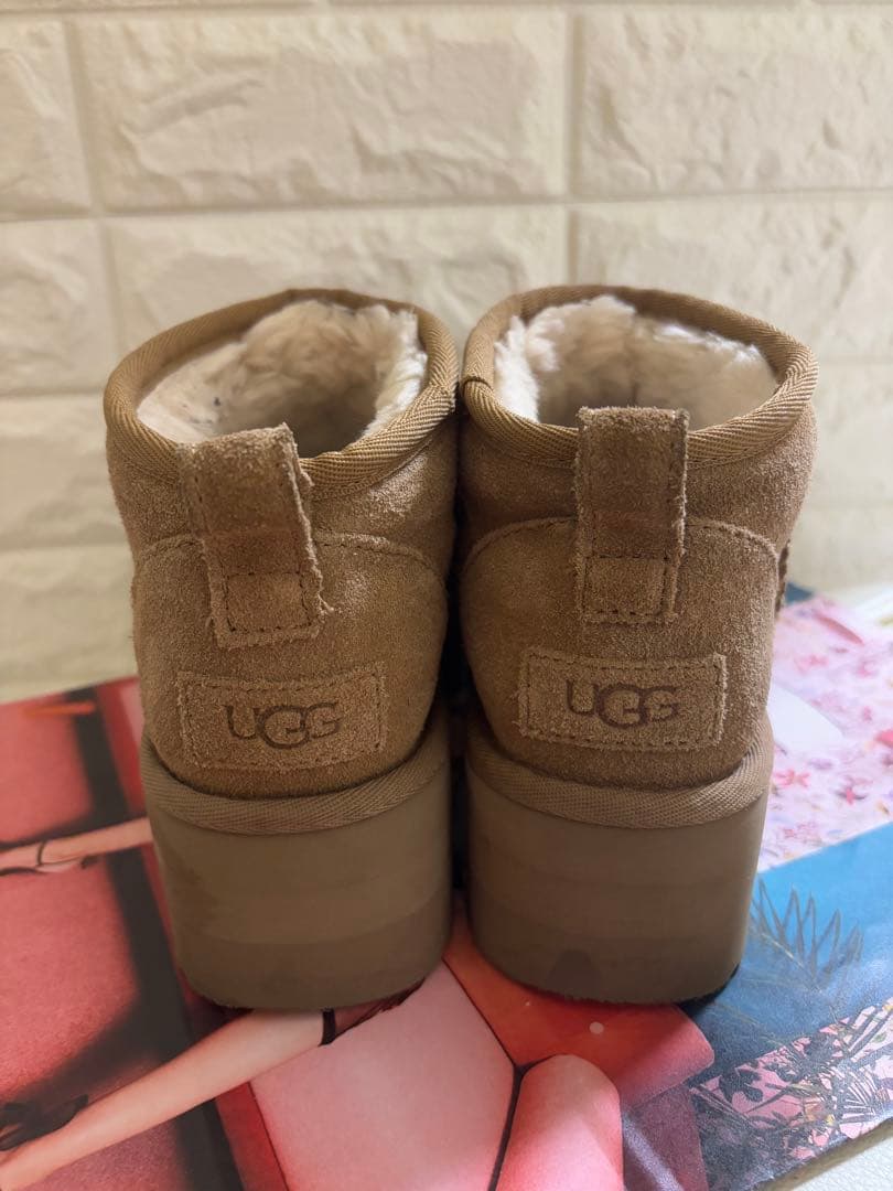UGG アグ クラシック ウルトラミニプラットフォーム ブーツ 厚底ブーツ