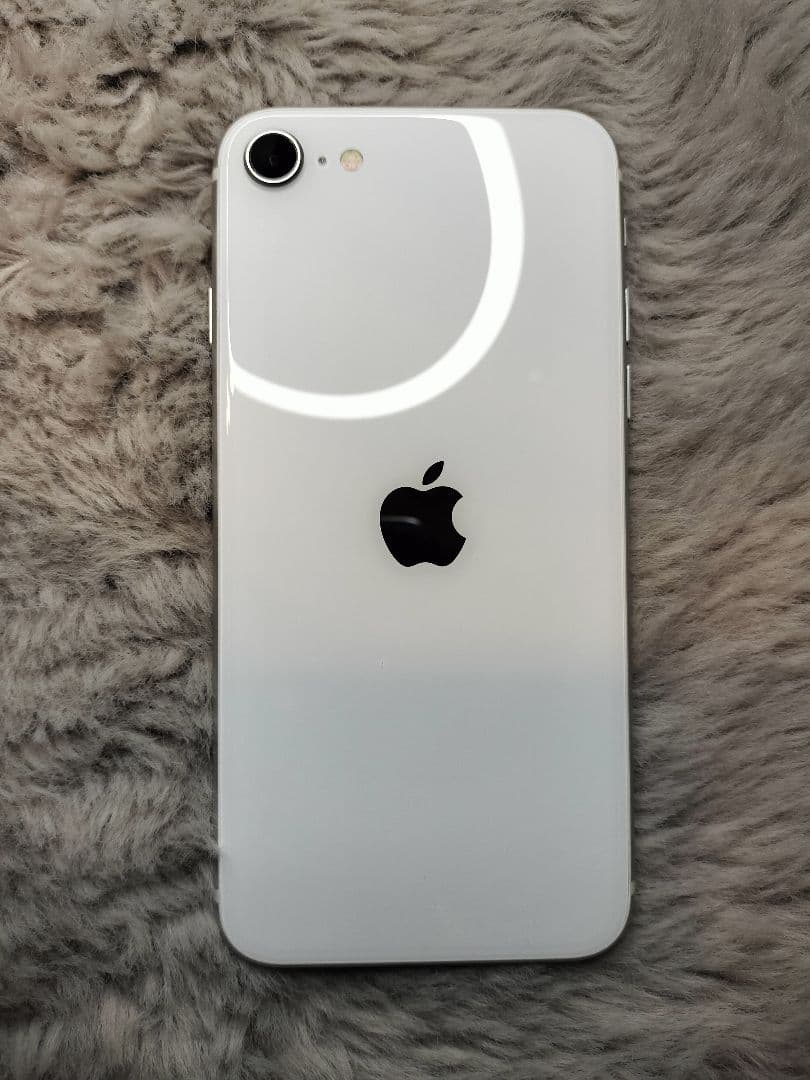 iPhone SE 第2世代 64㌐