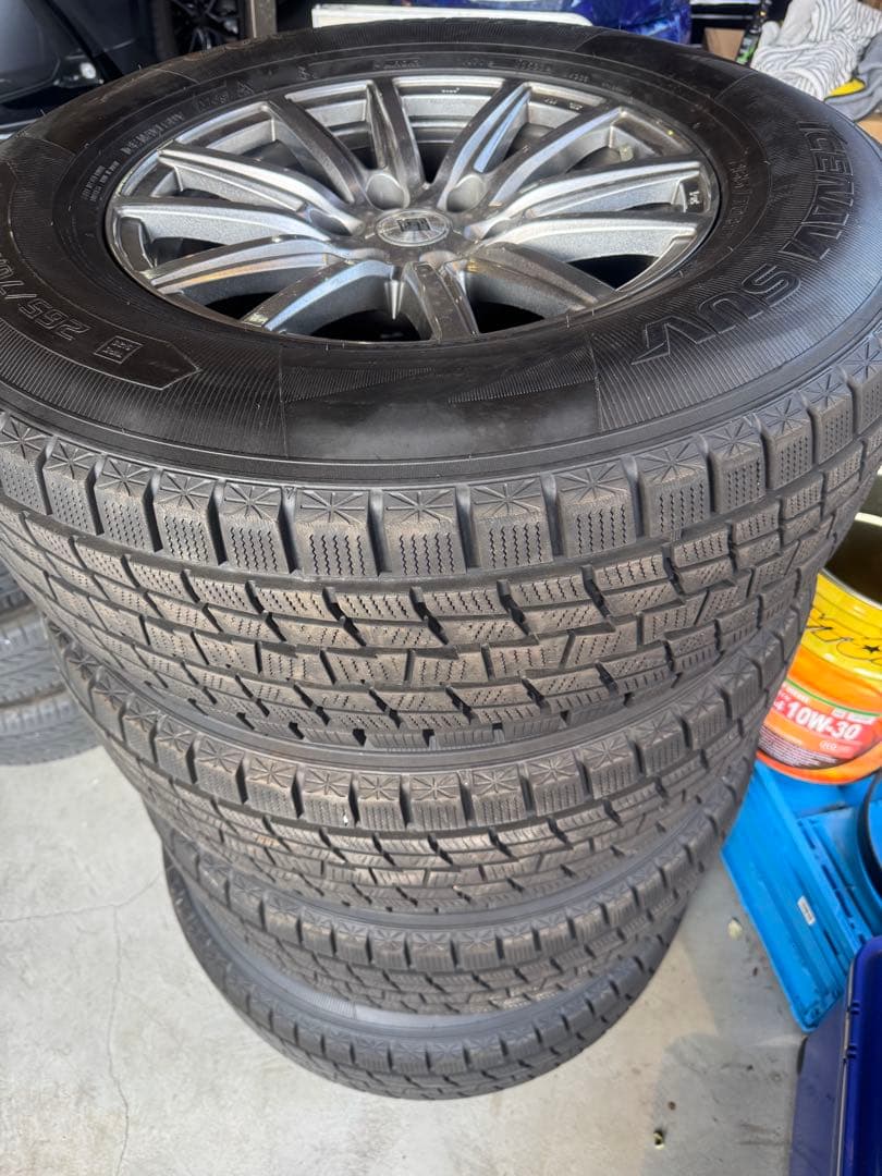Goodyear スタッドレスタイヤ ホイールセット265/70R17