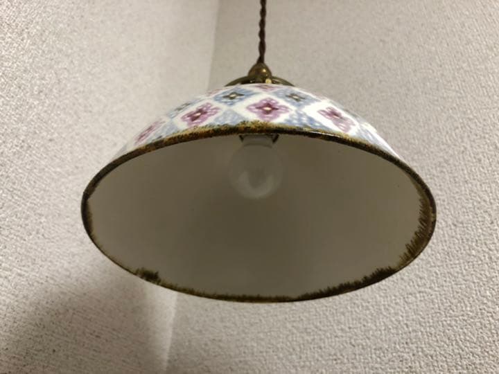 山野辺彩　ランプシェード