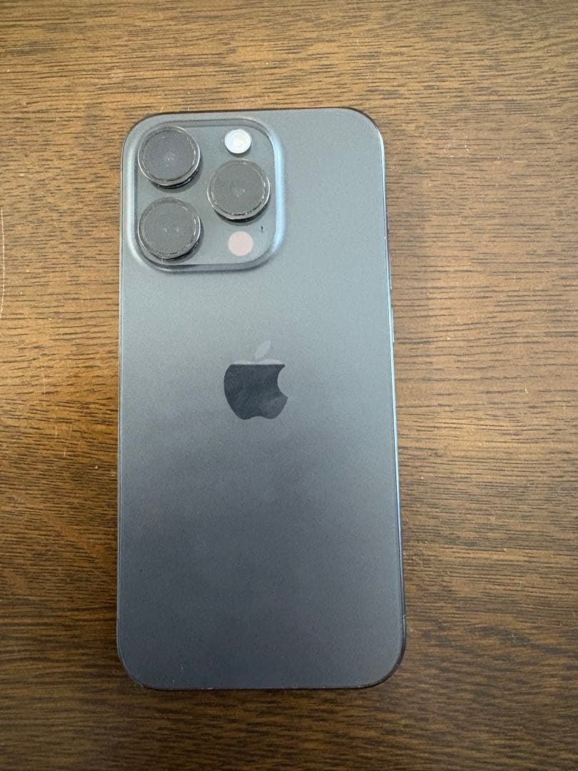 iPhone 15 Pro 【1TB】 本体 画面ひび割れ