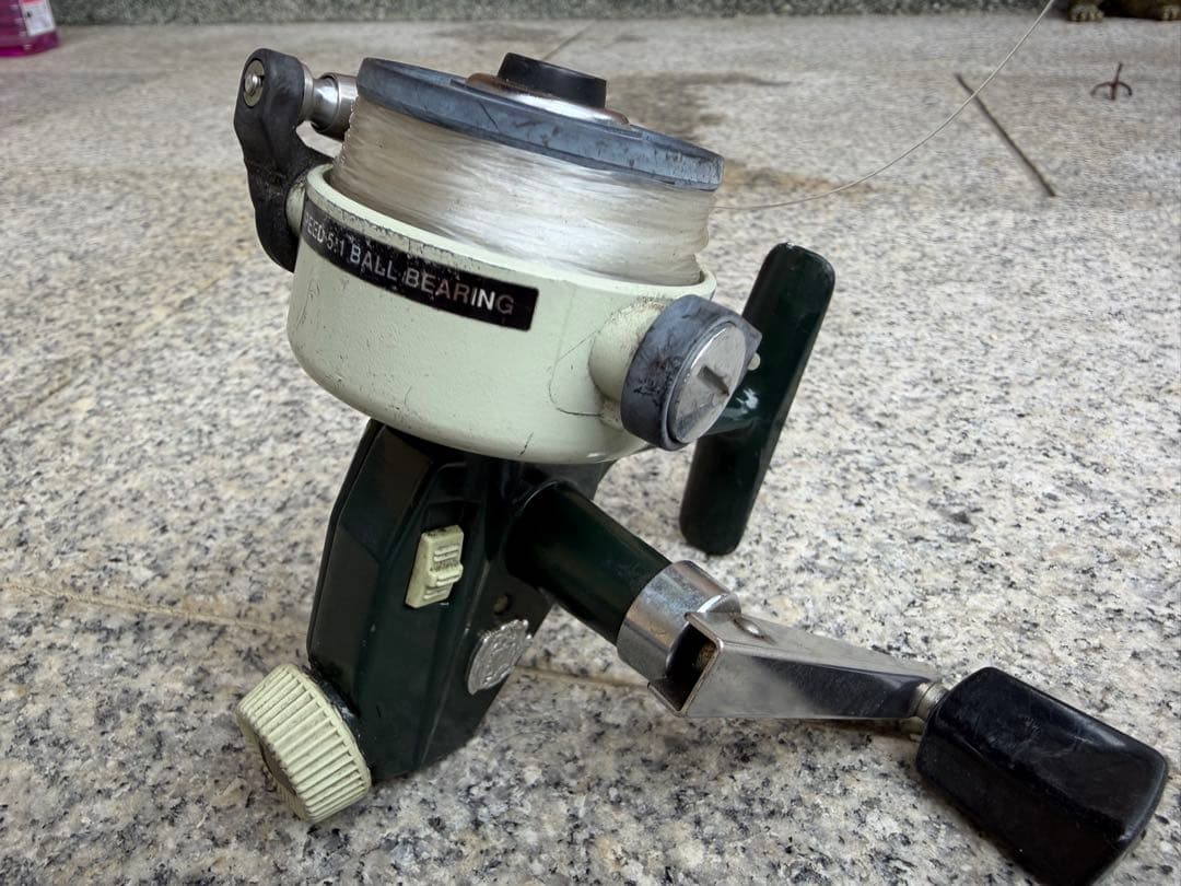 カーディナル33 スピニングリール　アブガルシア　ABU ナンバー760301