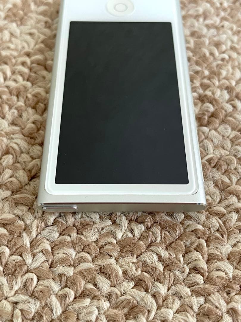 美品 動作確認済 iPod nano 第7世代 シルバー Bluetooth