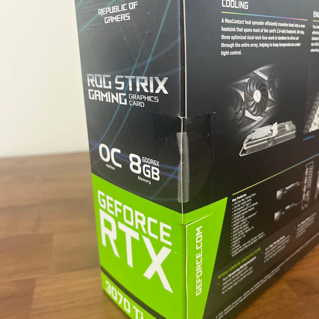 グラフィックボード・グラボ・ビデオカード ASUS ROG Strix NVIDIA GeForce RTX 3070Ti