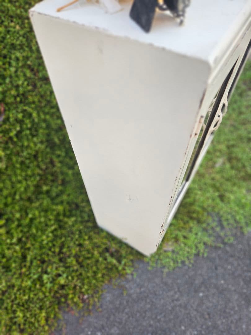 むーちゃん　キャビネット　飾り棚　収納　シャビー　ブロカント