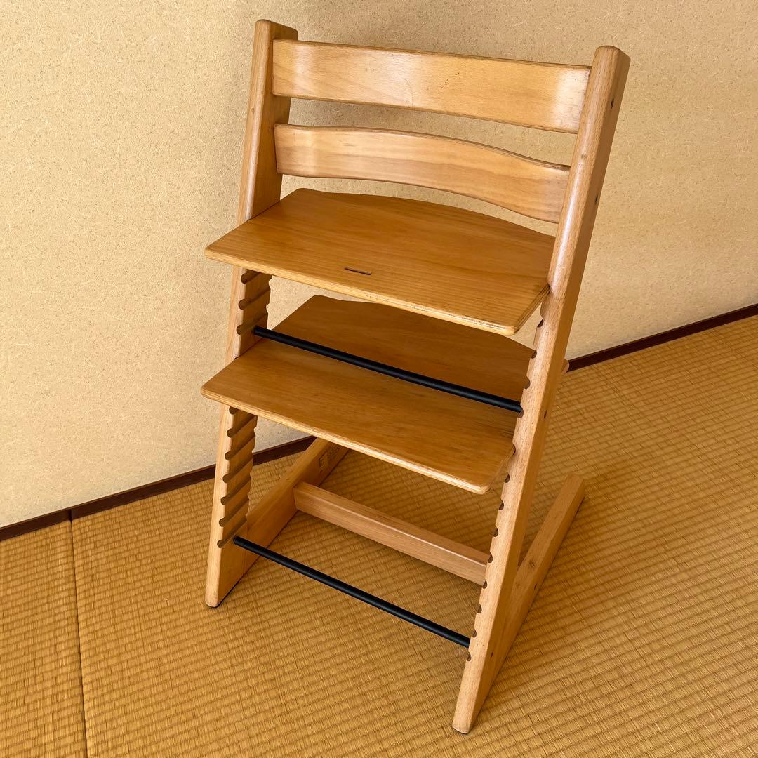 ベビーセット付き　STOKKE トリップトラップ ナチュラル