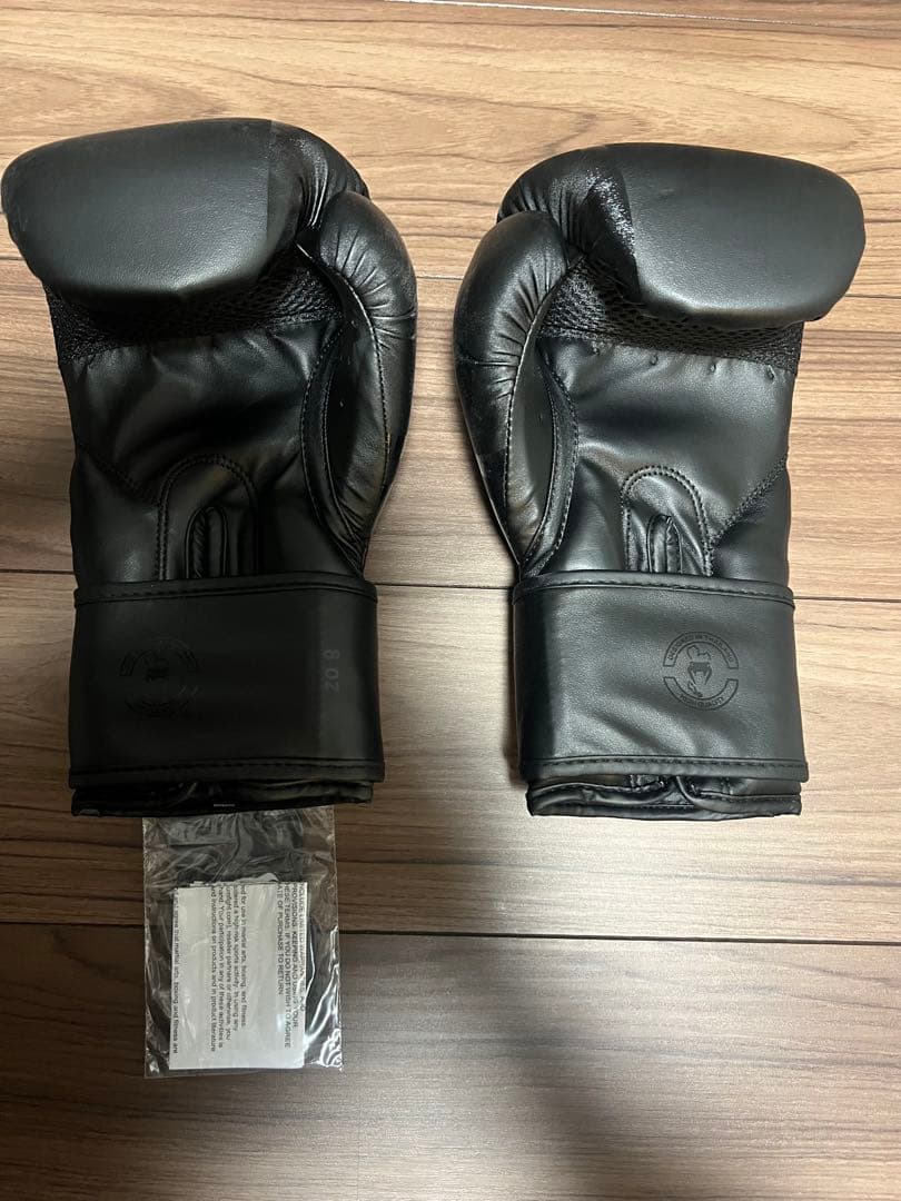 Venum 8oz ボクシンググローブ キッズ新品未使用