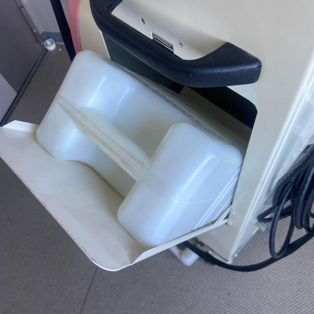 直本工業製 Parrucchi パルッキー 美容用　スチーマー　業務用　稼働品