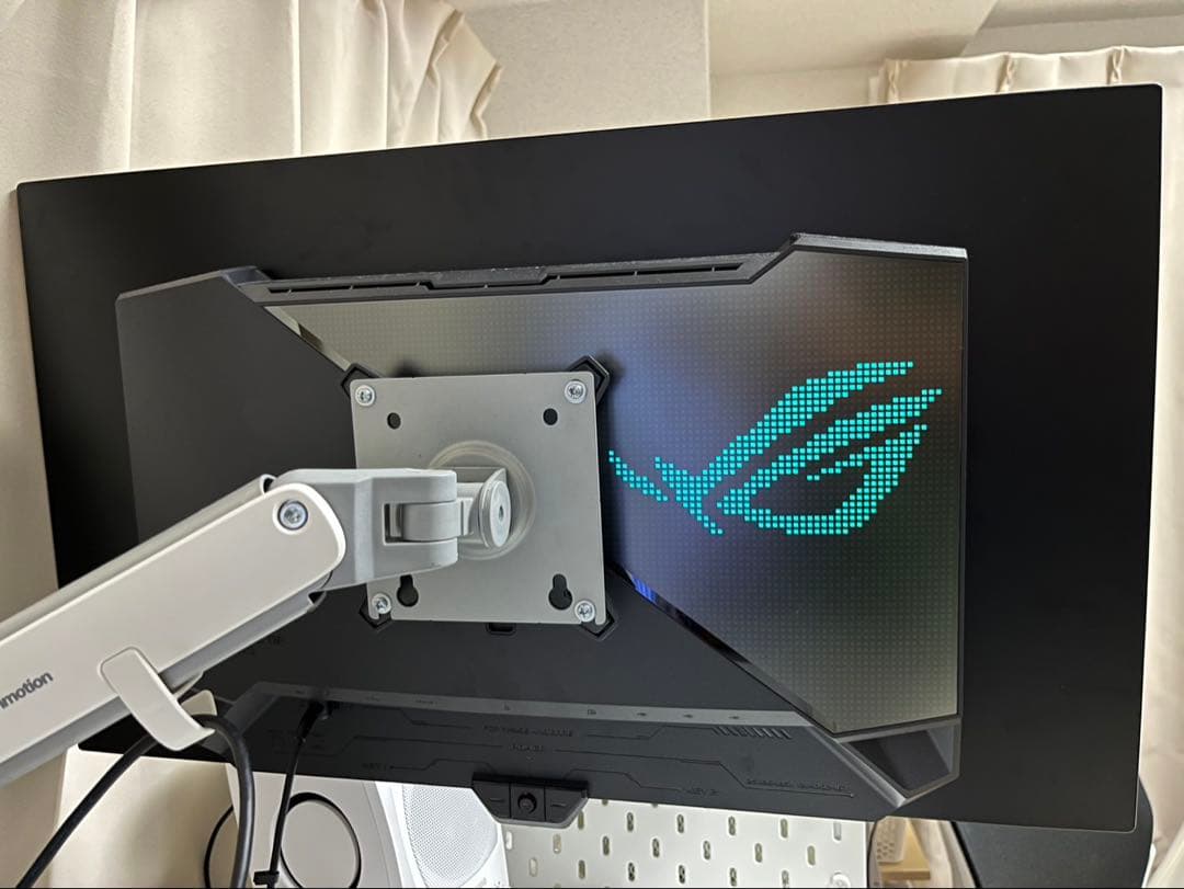 ASUS XG27AQDMG有機EL OLEDゲーミングモニター 2K240Hz