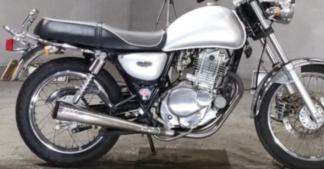 ボルティー　ボルティ　スーパートラップ　マフラー　グラストラッカーにも　メガホン