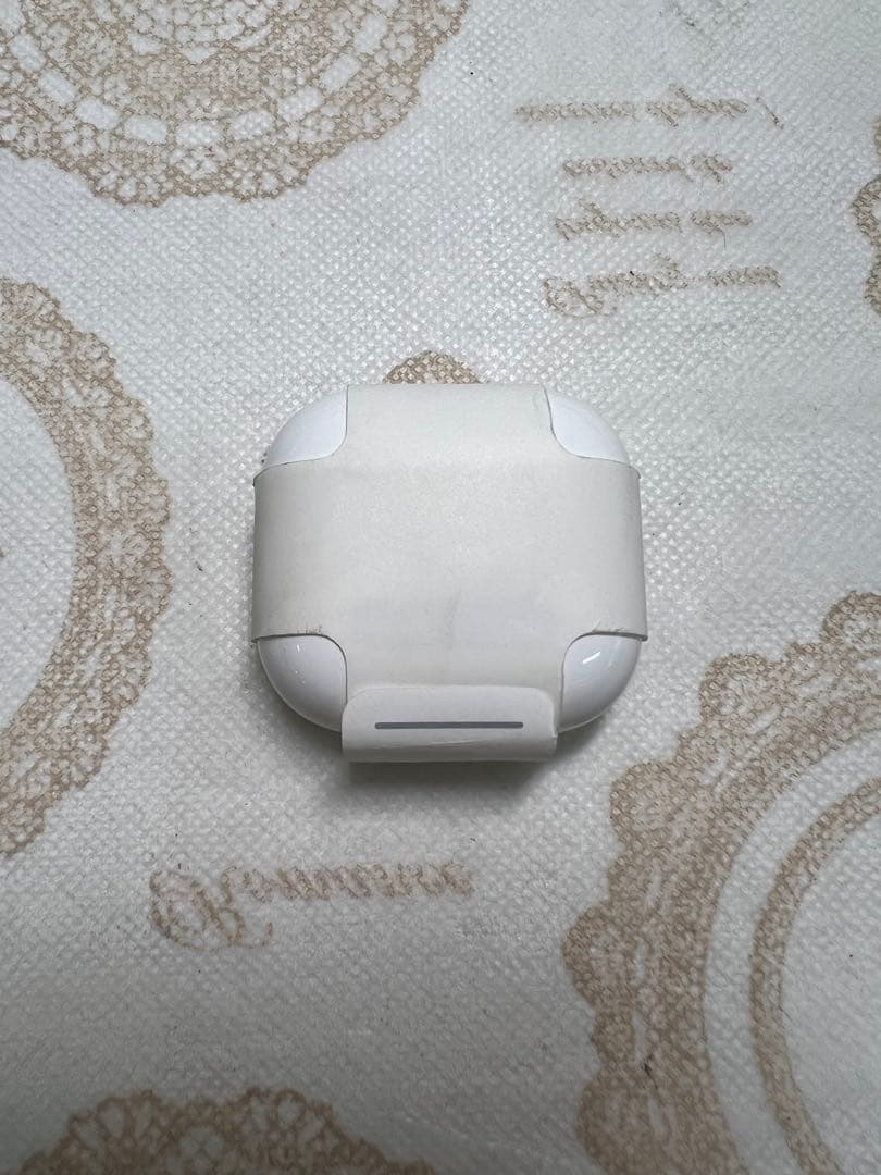 Airpods 4 本体