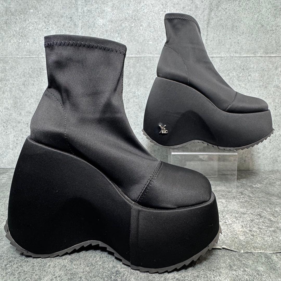 靴 YELLO TOKYO BLACK PLATFORM SHORT BOOTS M