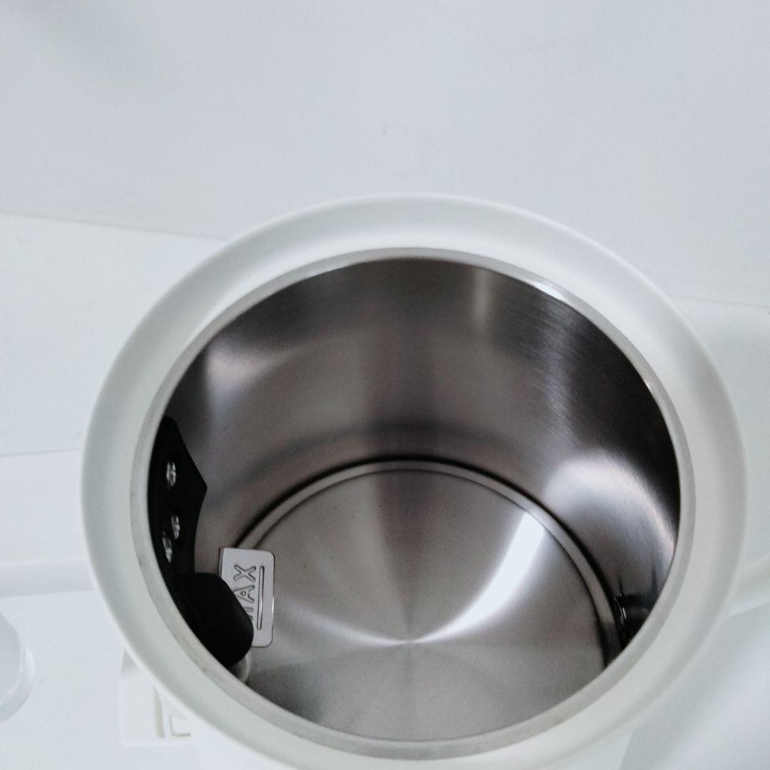 【中古美品】BALMUDA バルミューダ　電気ケトル　ホワイト　白　638