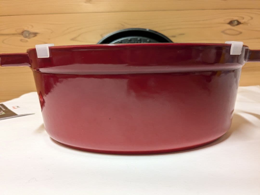 【未使用】ストウブ　Staub　ピコ ココット オーバル チェリー 23cm