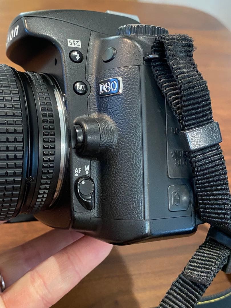 Nikon D80 デジタル一眼 AF Nikkor35-70レンズ付 動作品