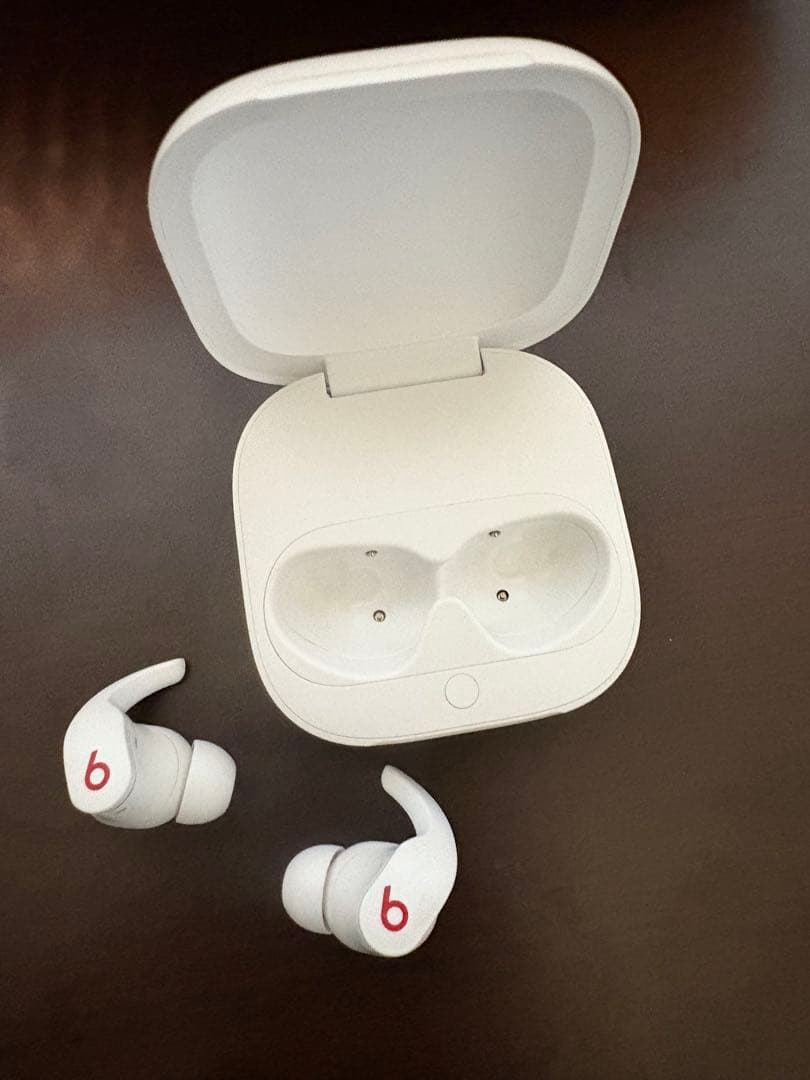 Beats Fit Pro 白