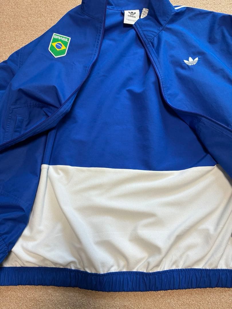 アディダスオリジナルス×クリオラ サッカー　ブラジル代表　ナイロンジャケット