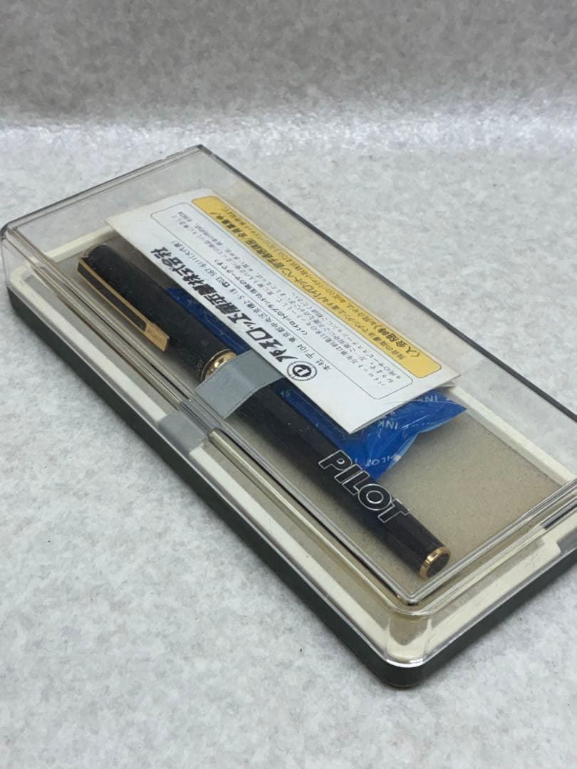 新品 PILOT パイロット カスタム 万年筆 <F> ペン先 14K 585