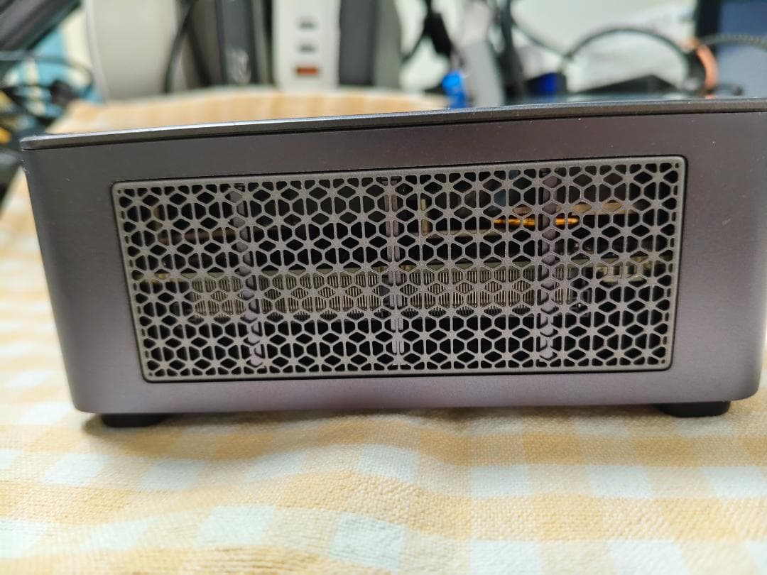 MINIS FORUM UM790Pro ミニPC 1TB 32GB USB4