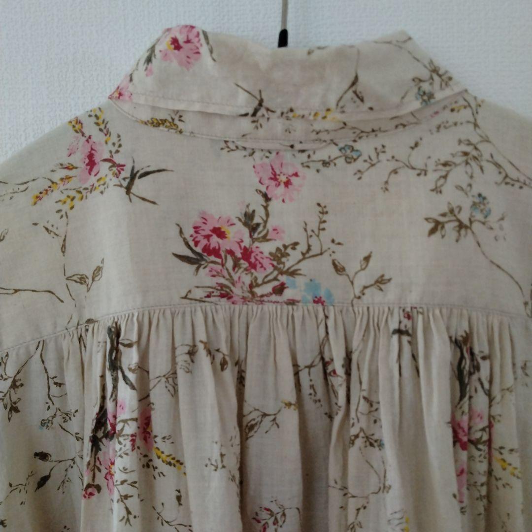 【美品】45R インドカディ森花プリントのくしゅくしゅブラウス／サイズ２