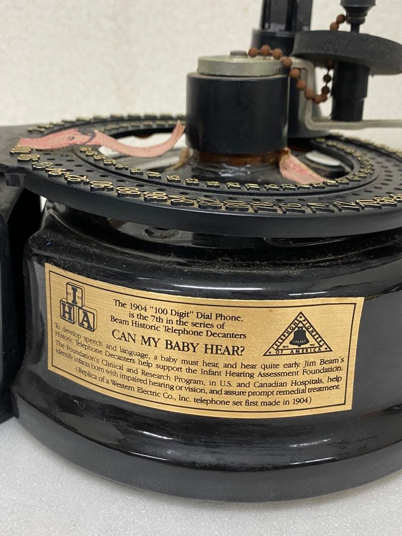 3-2689 ジム・ビームの「1904年式ダイヤル電話デキャンタ　ウィスキー