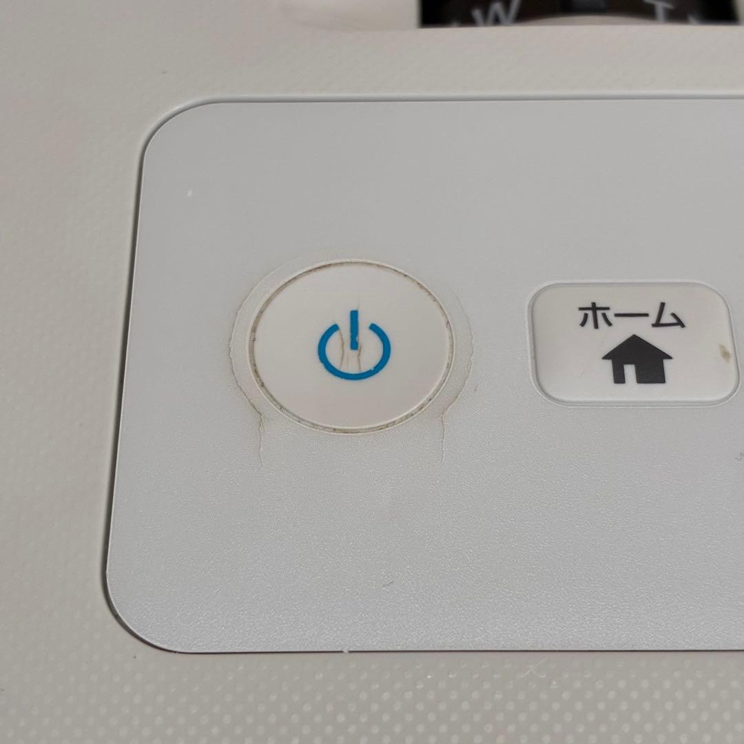 0688 EPSON プロジェクター　EB-1780W ランプ点灯時間1787H