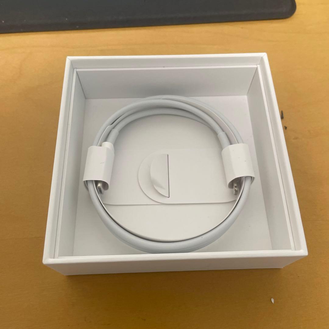 ヘッドホン APPLE MV7N2J/A WHITE