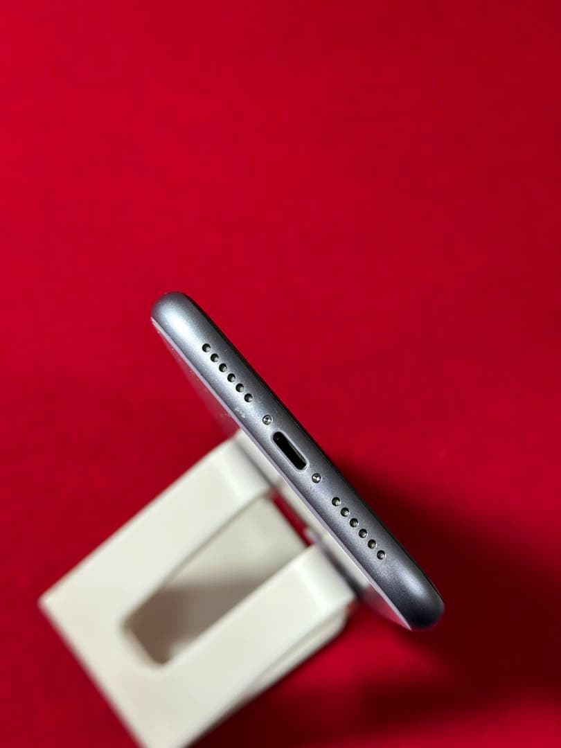 【7050】iPhone 11 パープル64GB simフリー