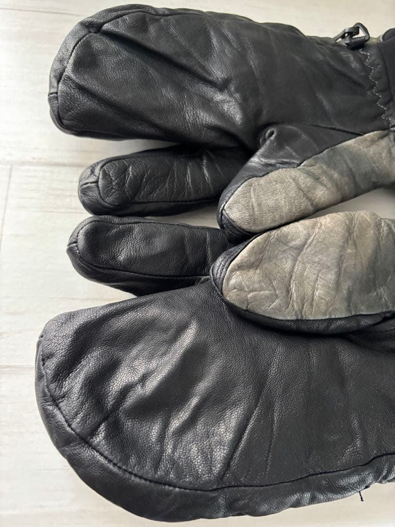 Hestra 3フィンガーグローブ