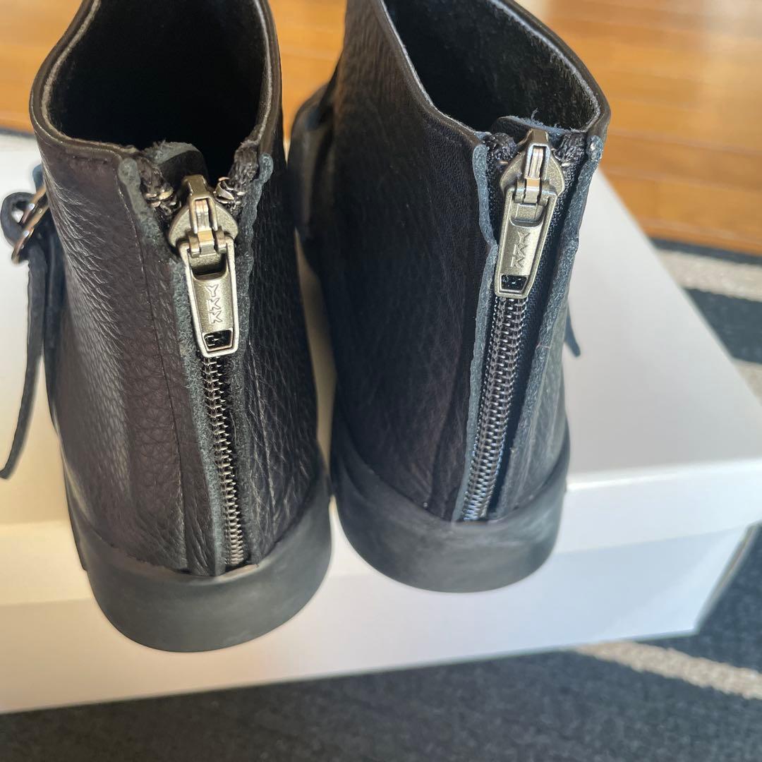 t.b センソユニコ　未使用　ブラックショートブーツ　23.5cm