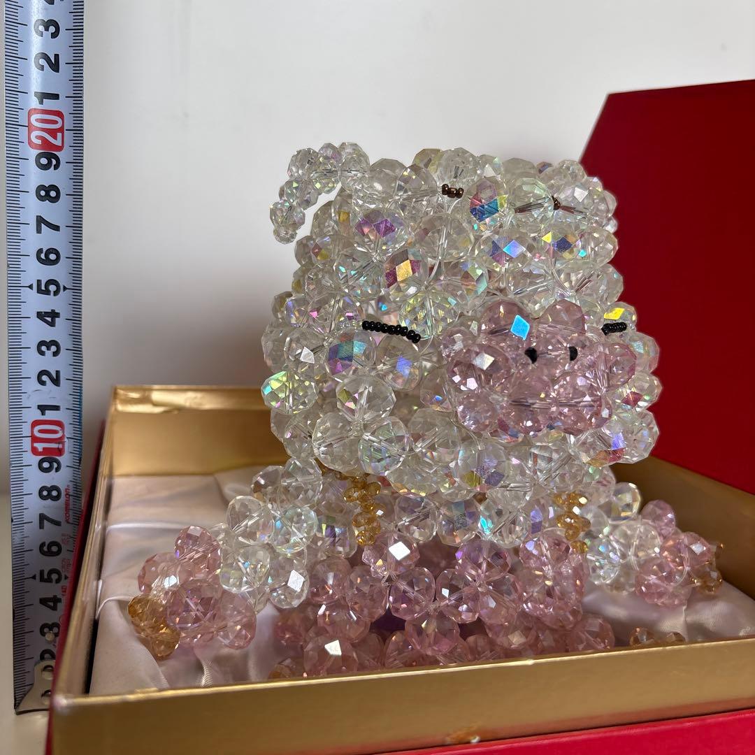 天然石開運　ビーズ　豚さんの中に大玉紫色アメジストor水晶3個入　パワーストーン