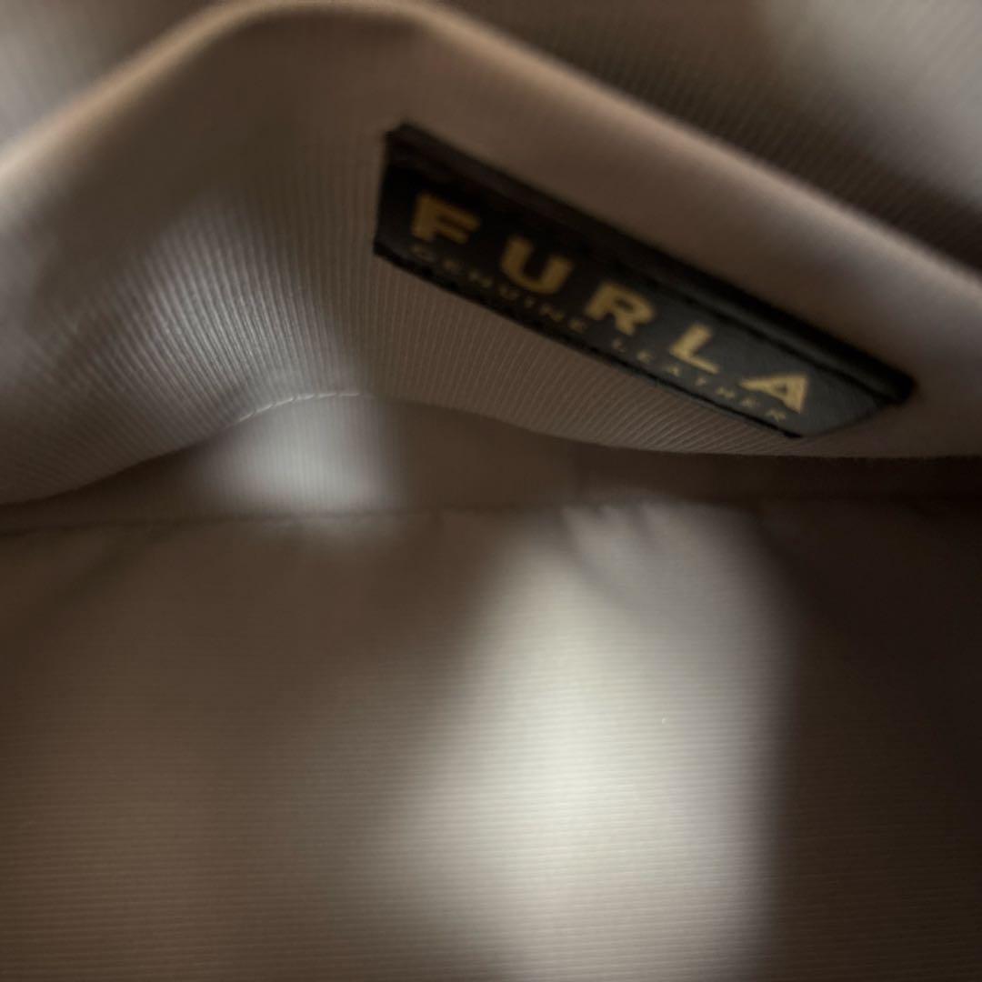 変更！FURLA グレー ショルダーバッグ レザー製