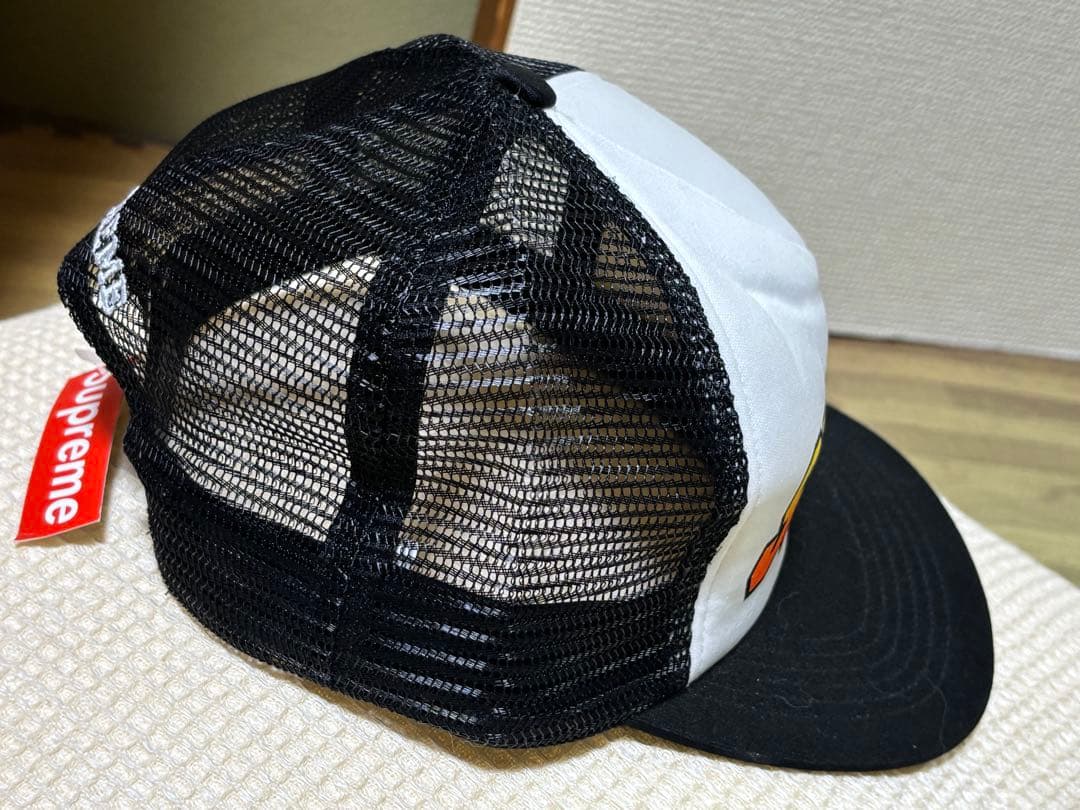 Supremeメッシュキャップ ホワイト/ブラック