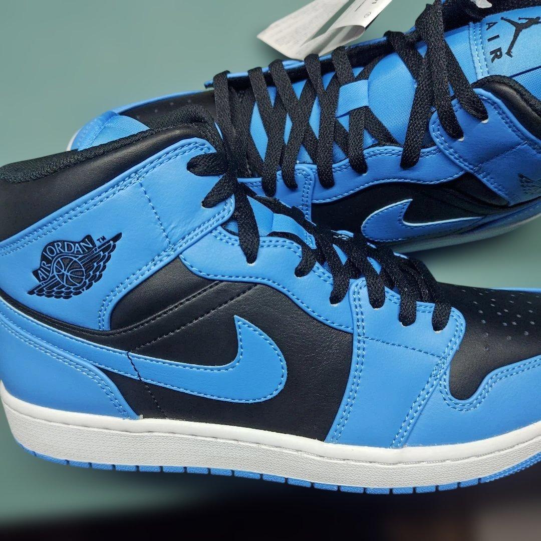 エアジョーダンⅠ　MID　ユニバーシティブルー