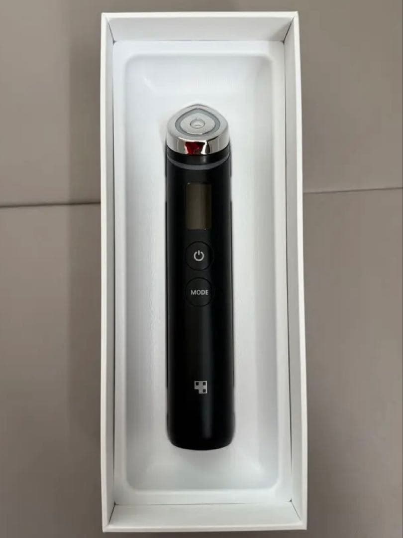 【新品同様】メディキューブ　AGE-R ブースタープロ 美顔器