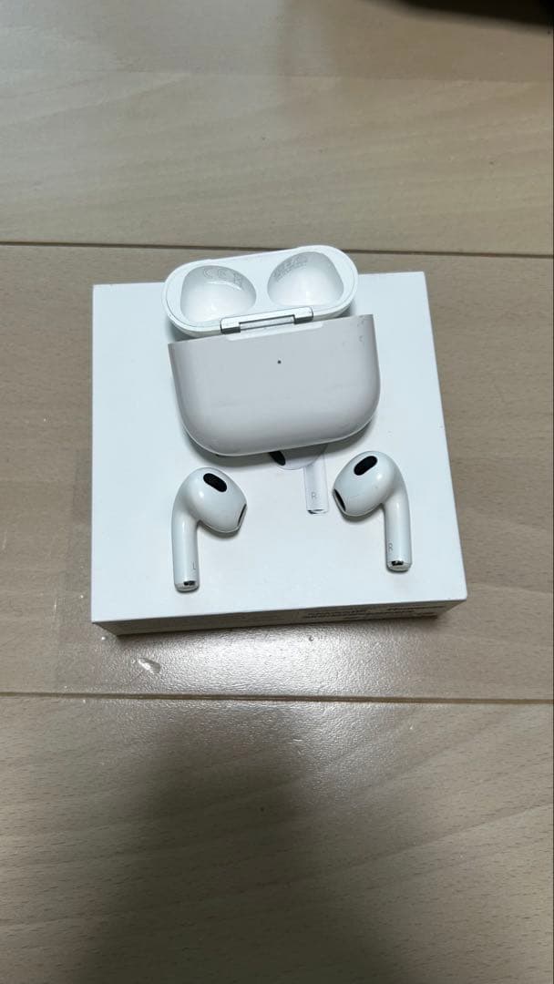 AirPods 第3世代ホワイト