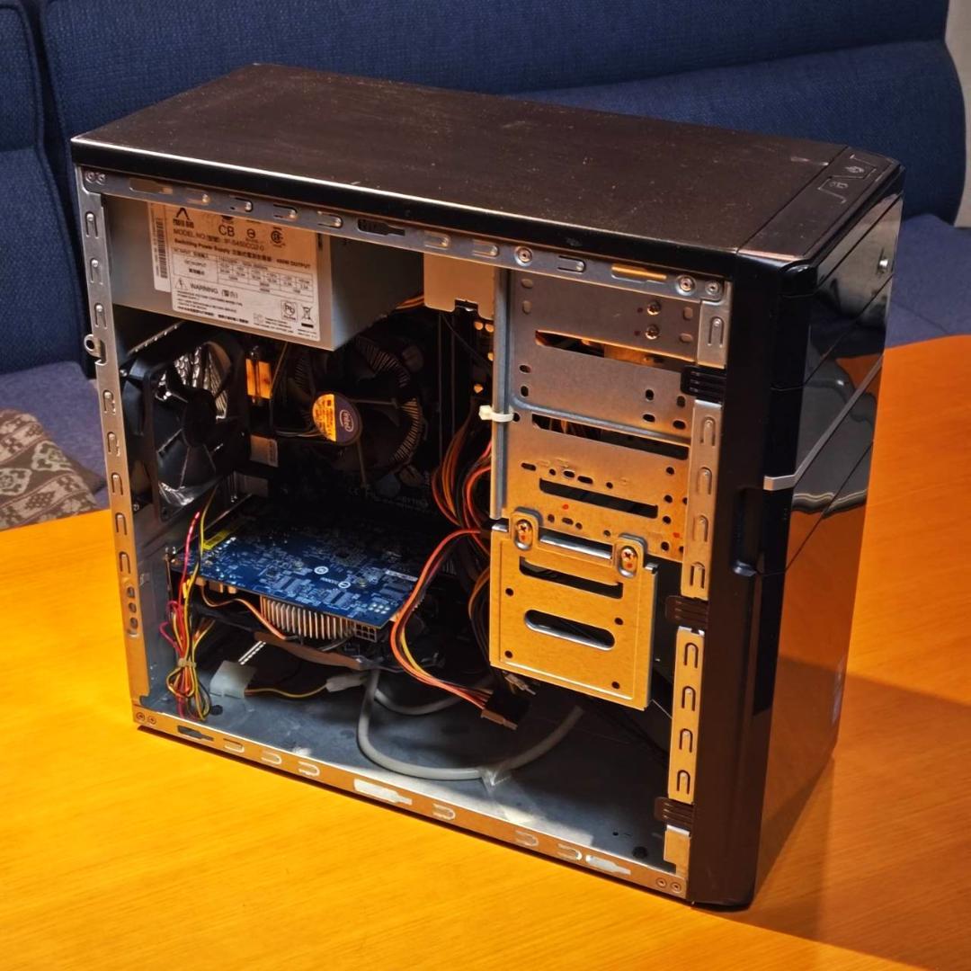 windows7起動確認済 i7-4770搭載PC＋モニター＋KB HDD無