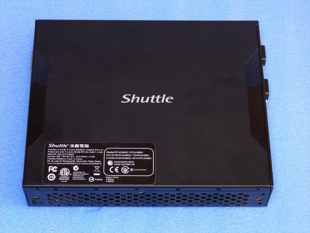 Shuttle DS437 1037U FANレス デュアルLAN ベアボーン