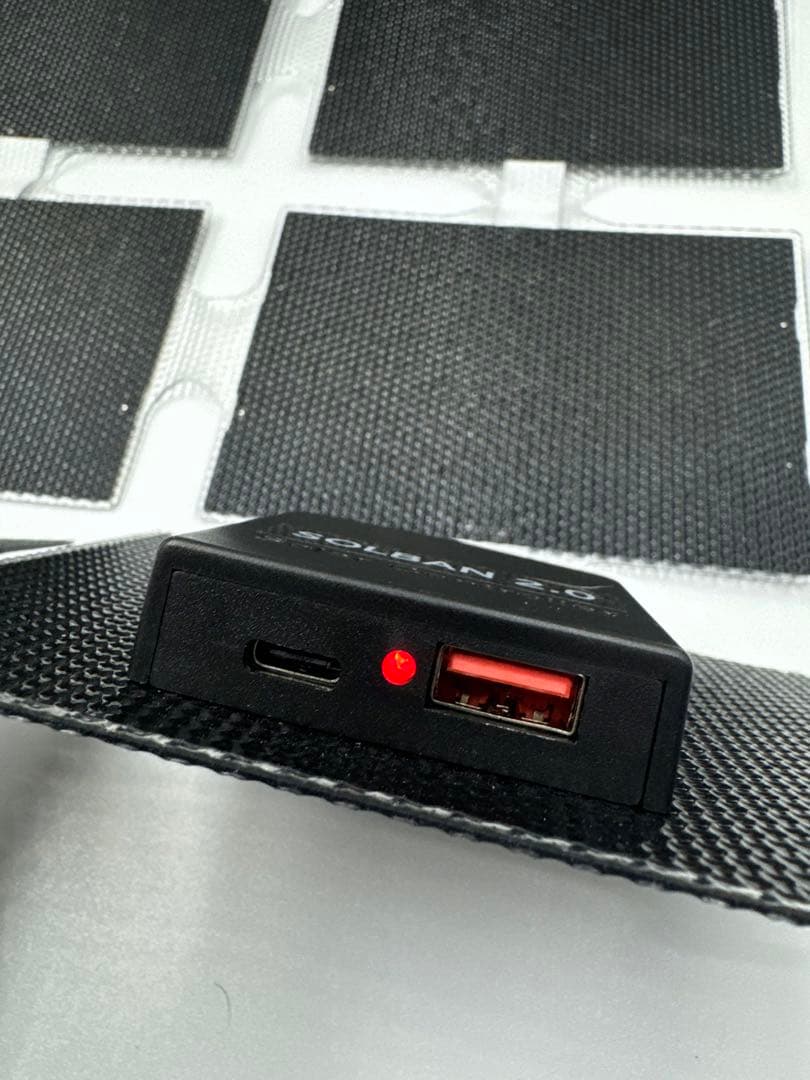 PD・QC出力 折りたたみソーラーパネル SOLBAN2.0 ブラック 23W