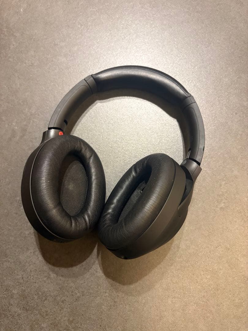 SONY WH-1000XM4 ワイヤレスヘッドホン ブラック　ノイキャン