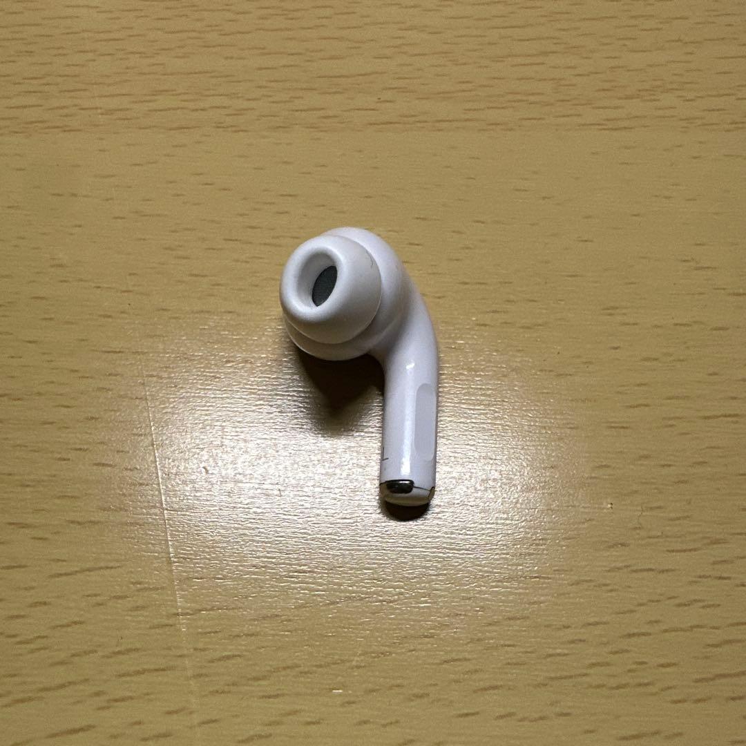 今だけ‼️AirPods pro第2世代　Lightning端子