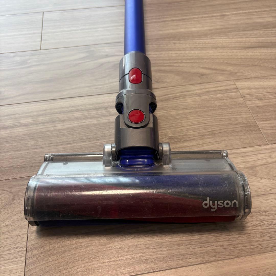 ダイソンDyson v7 fluffy SV11 掃除機